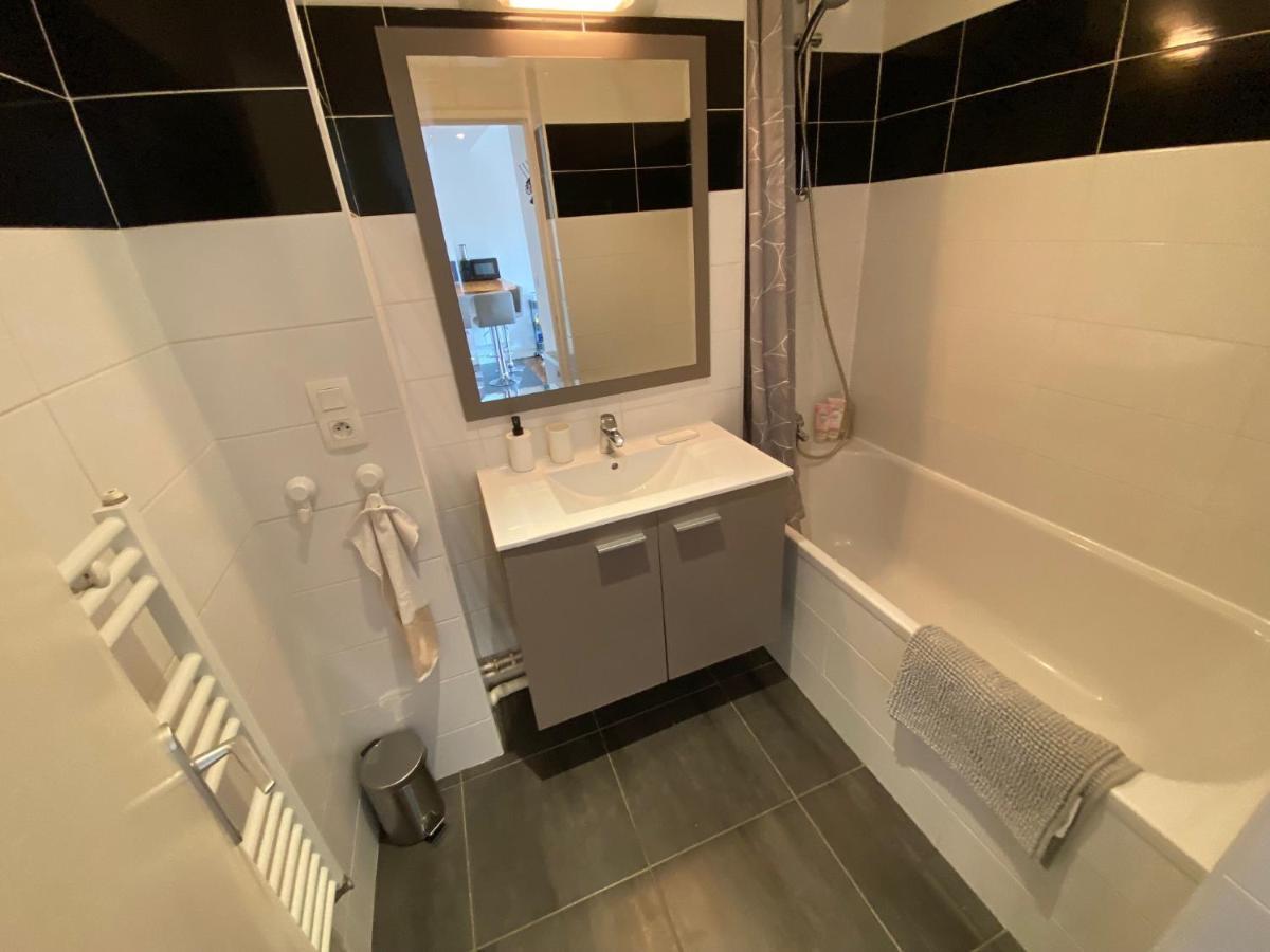 Appartement Spacieux Avec Balcon Et Parking Brest Dış mekan fotoğraf